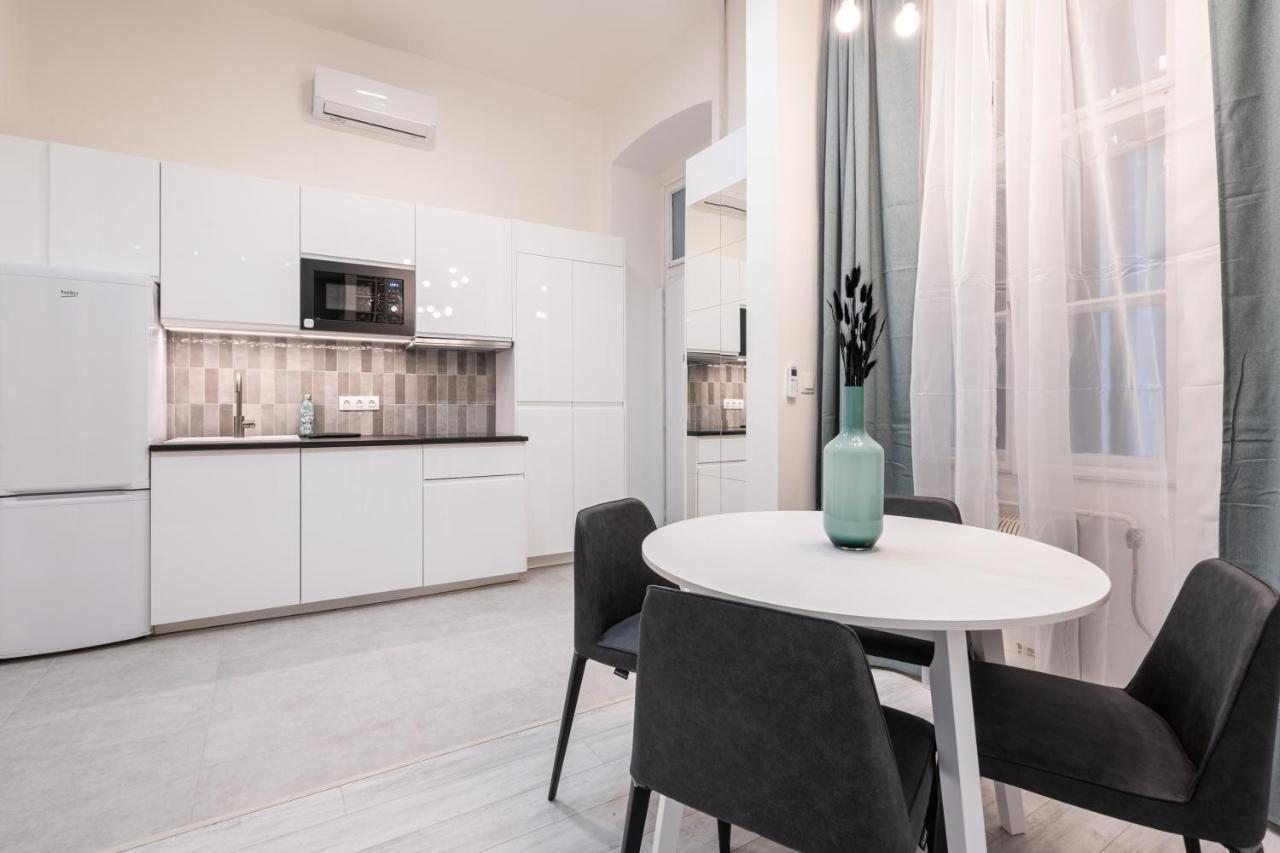 부다페스트 Kl31 - Urban Escape - Prime Location - Klauzal Square By Bqa 아파트 외부 사진